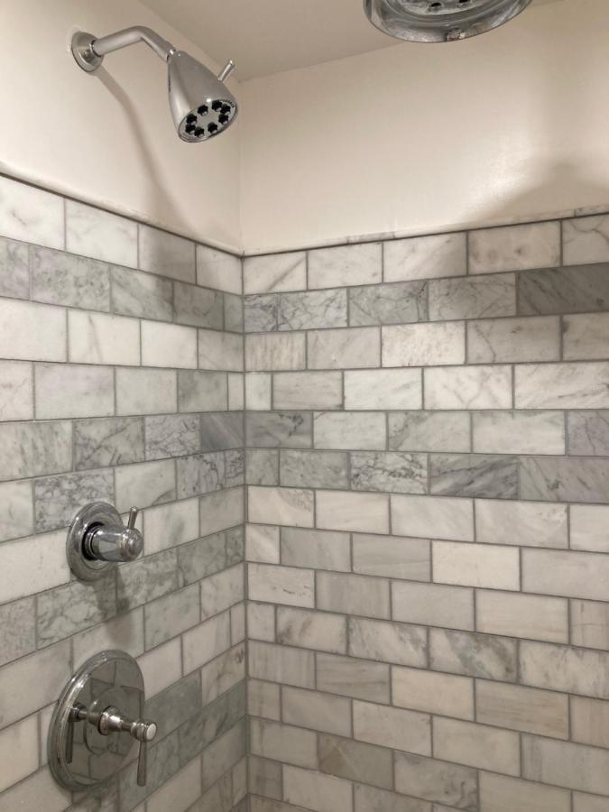 Appartement Pineapple House, Cozy Garden Apartment, Center! Marble-tiled Bathroom! Free Parking! *