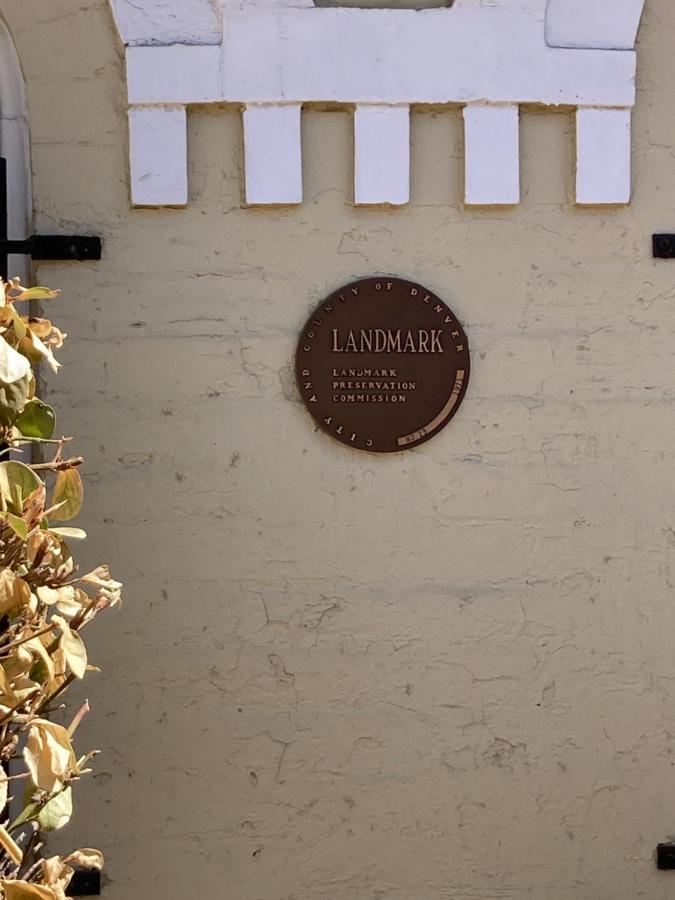 Pineapple House, Cozy Garden Apartment, Center! Marble-tiled Bathroom! Free Parking! Appartement DEN